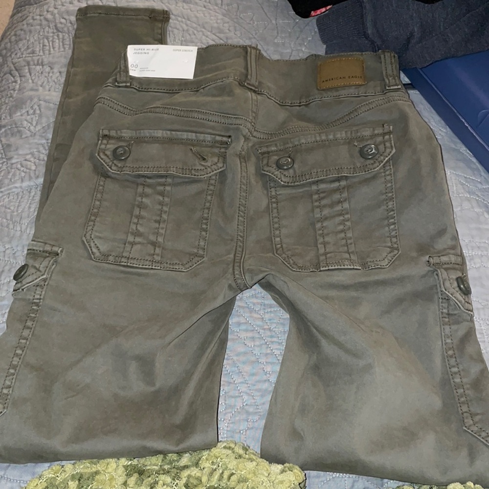 American Eagle Cargo Pants